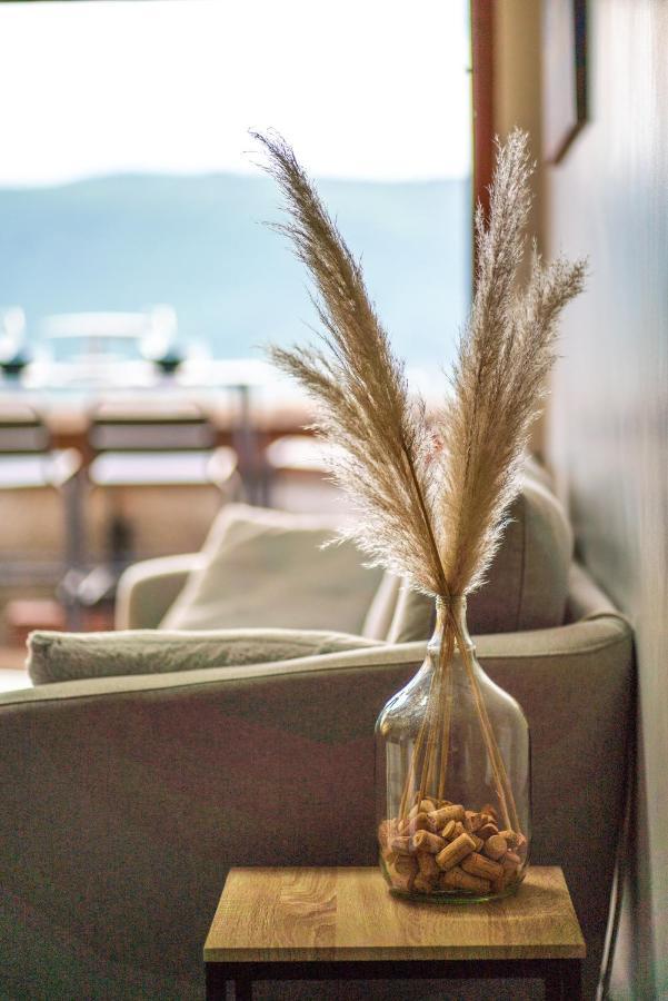 Cabana & Sunset - Terrasse , Parking & Lac 维里尔·杜·拉克 外观 照片